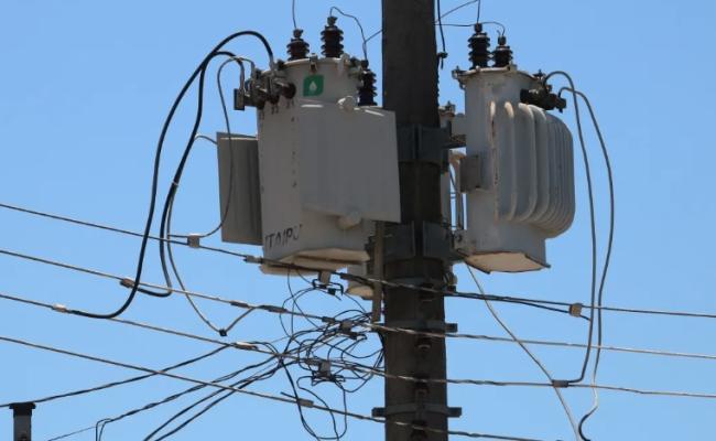 CONTA DE LUZ SOBE E DEVE ATINGIR QUASE 40% DOS CONSUMIDORES ATÉ JUNHO