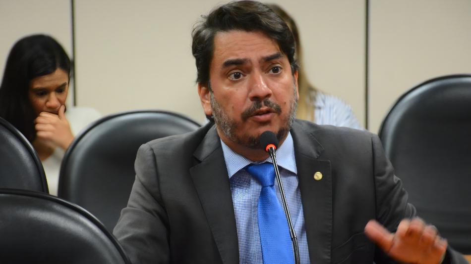 Tavares reivindica torres de telefonia móvel no Assentamento São Joaquim