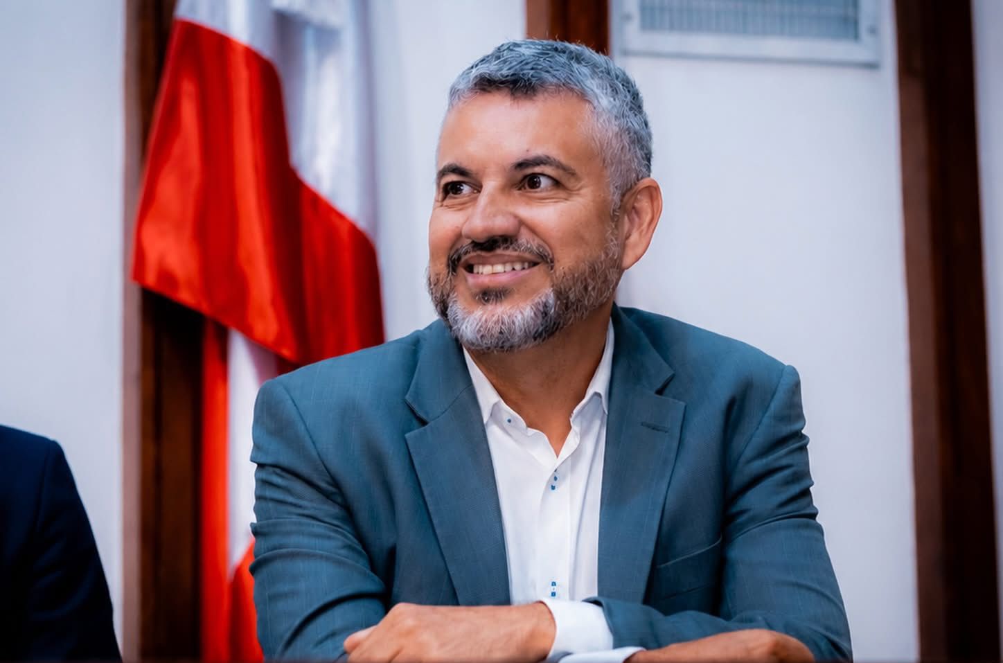 NOME DE ELMO VAZ SE CONSOLIDA PARA REPRESENTAR O TERRITÓRIO NA CÂMARA FEDERAL