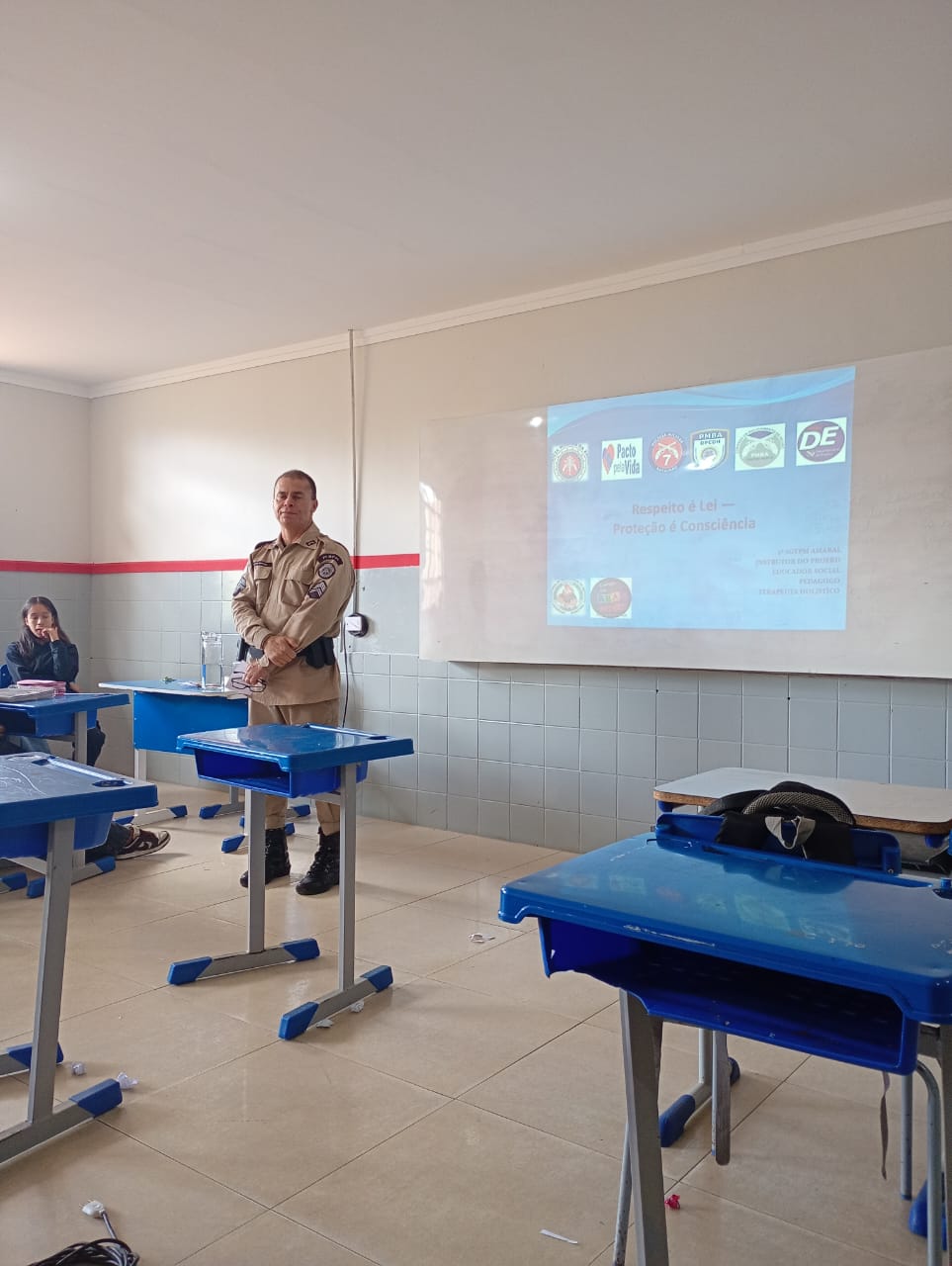PMBA REALIZA PALESTRAS EDUCATIVAS NO DISTRITO DE SALOBRO, EM CANARANA