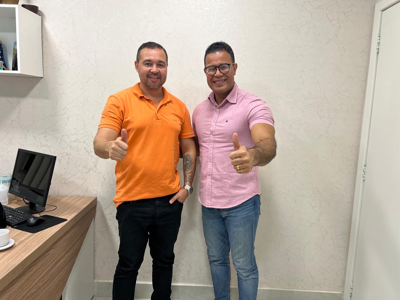 SILVA NETO FORTALECE PRESENÇA NA REGIÃO DE IRECÊ E RECEBE IMPORTANTE APOIO POLÍTICO DE ISMAEL BARRETO