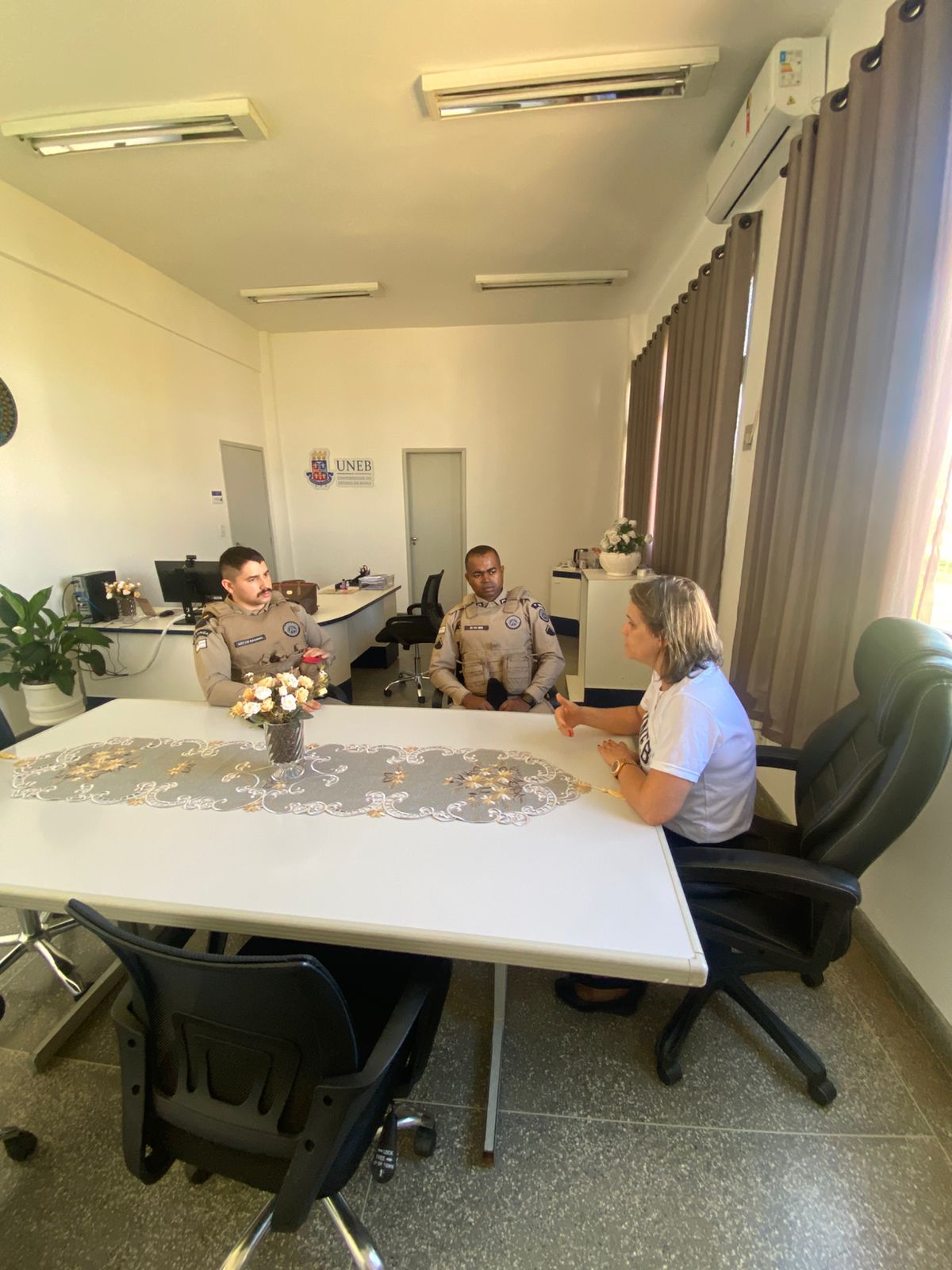 PMBA REALIZA VISITA INSTITUCIONAL À UNEB DE IRECÊ