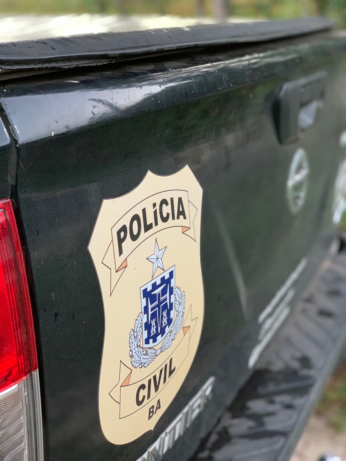 SUSPEITO DAS PRÁTICAS CRIMINOSAS DE TRÁFICO DE DROGAS E ASSOCIAÇÃO AO TRÁFICO É PRESO EM MUCUGÊ