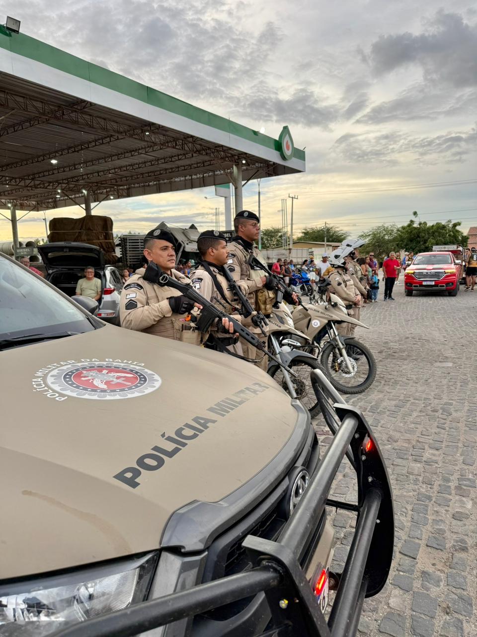 OPERAÇÃO COMANDO PRESENTE REFORÇA SEGURANÇA DURANTE EMANCIPAÇÃO POLÍTICA DE ITAGUAÇU DA BAHIA