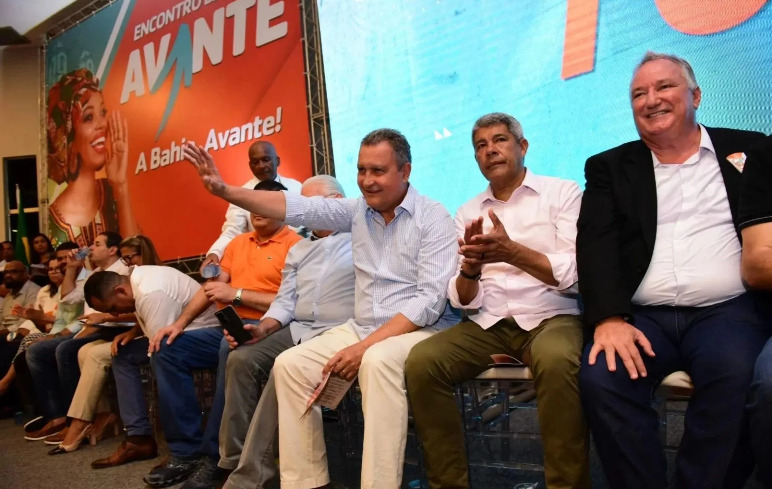 CARLETTO FECHA COMO SUPLENTE NA CHAPA DE RUI COSTA RUMO AO SENADO