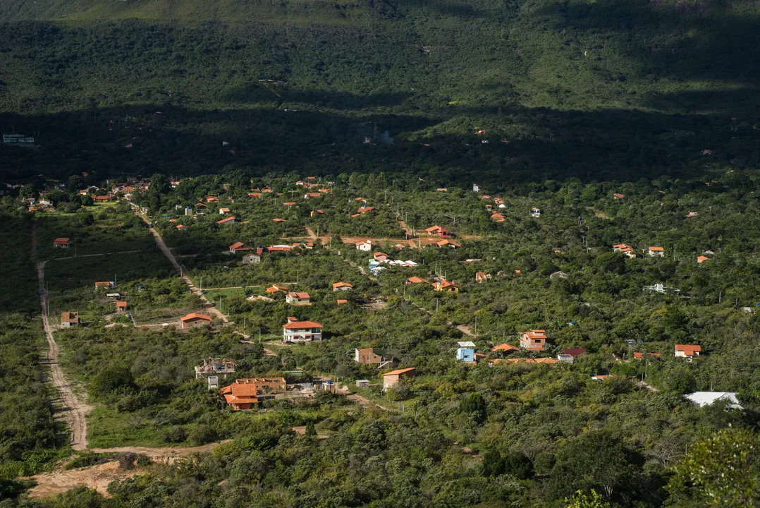 CRIME AMBIENTAL: MP FECHA O CERCO CONTRA LOTEAMENTOS ILEGAIS NA CHAPADA DIAMANTINA