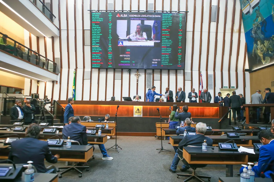 DEPUTADO EDUARDO ALENCAR É DIAGNOSTICADO COM SÍNDROME DO ‘CORAÇÃO PARTIDO’ E SE AFASTA DA ALBA