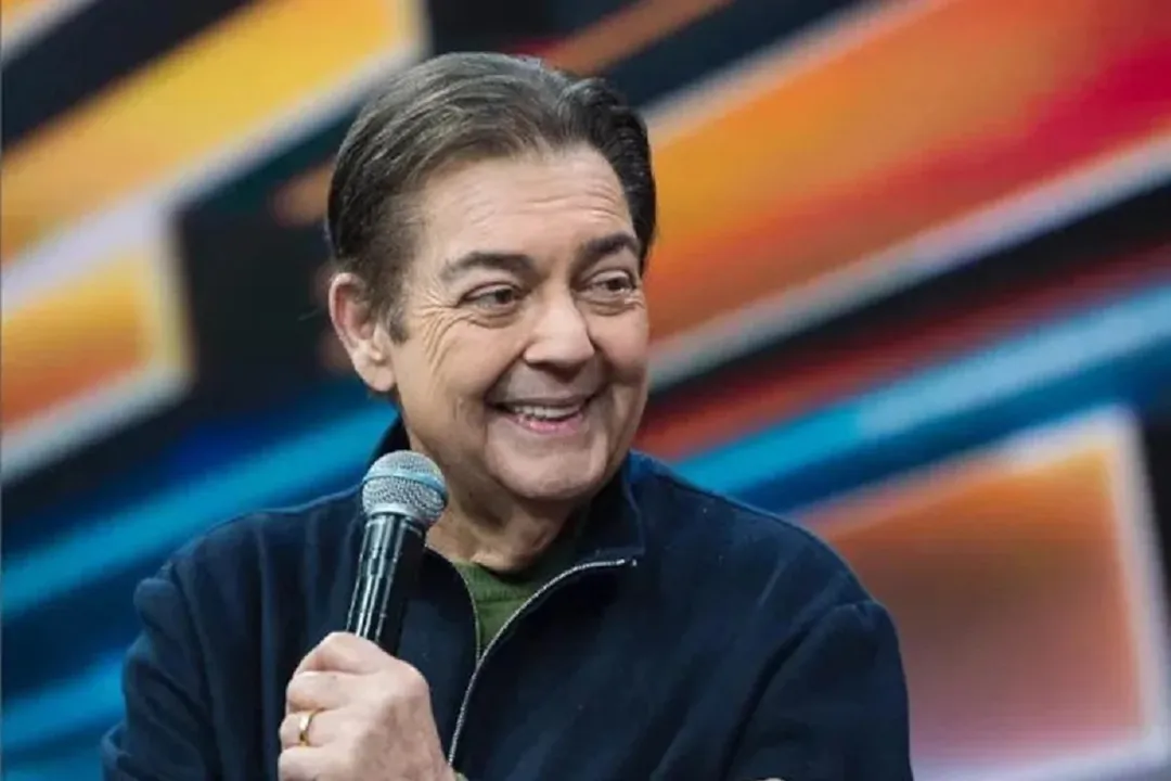 FAUSTÃO É INTERNADO NOVAMENTE EM SÃO PAULO