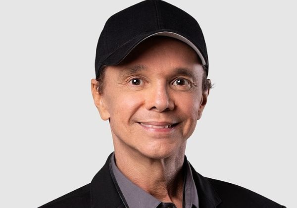 NETINHO REVELA RETORNO DE CÂNCER E DIZ QUE RETOMARÁ TRATAMENTO