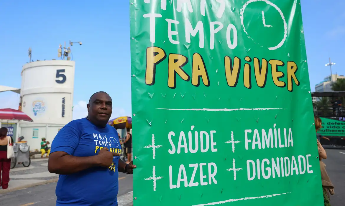 ENTENDA A PEC QUE ACABA COM A ESCALA 6X1: MAIS TEMPO LIVRE E MANUTENÇÃO DO SALÁRIO
