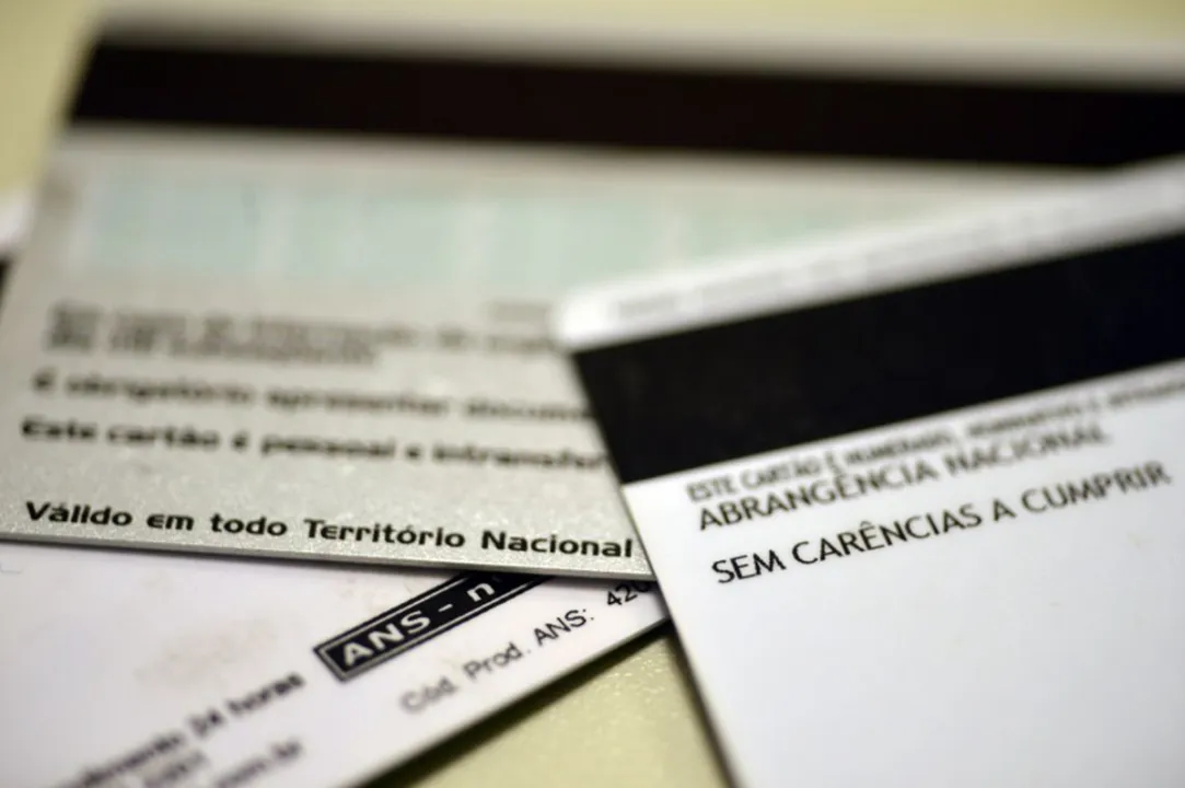 PLANO DE SAÚDE MAIS CARO: ALTA DE 9,9% FORÇA FAMÍLIAS A CORTAREM GASTOS NO ORÇAMENTO