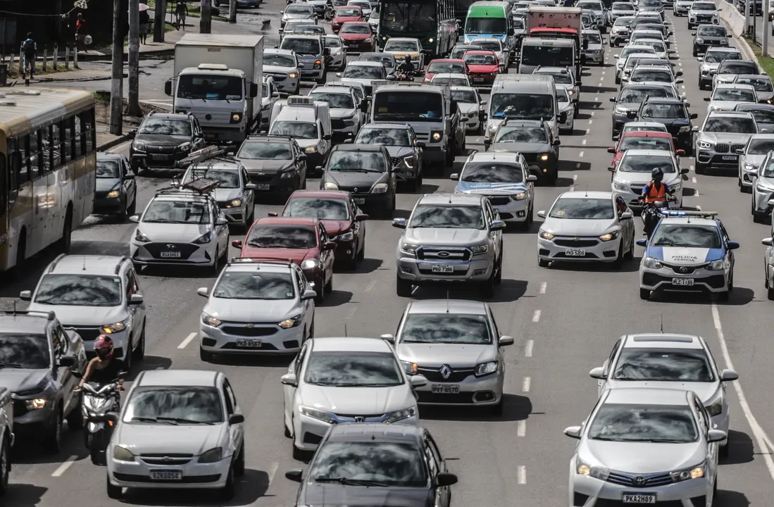 RODOVIAS DA BAHIA TÊM PREVISÃO DE MAIS DE 740 MIL VEÍCULOS NO SÃO JOÃO.