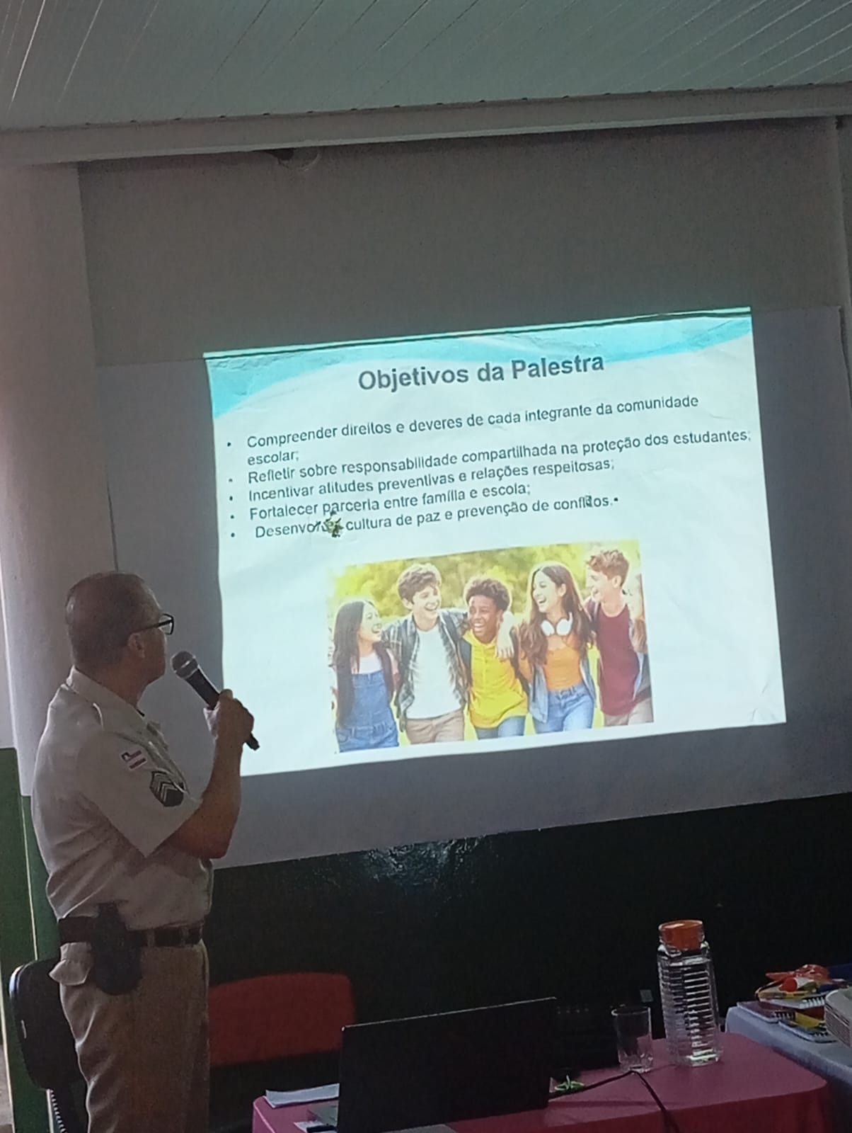 PMBA PROMOVE PALESTRAS EDUCATIVAS EM ESCOLAS DE CANARANA