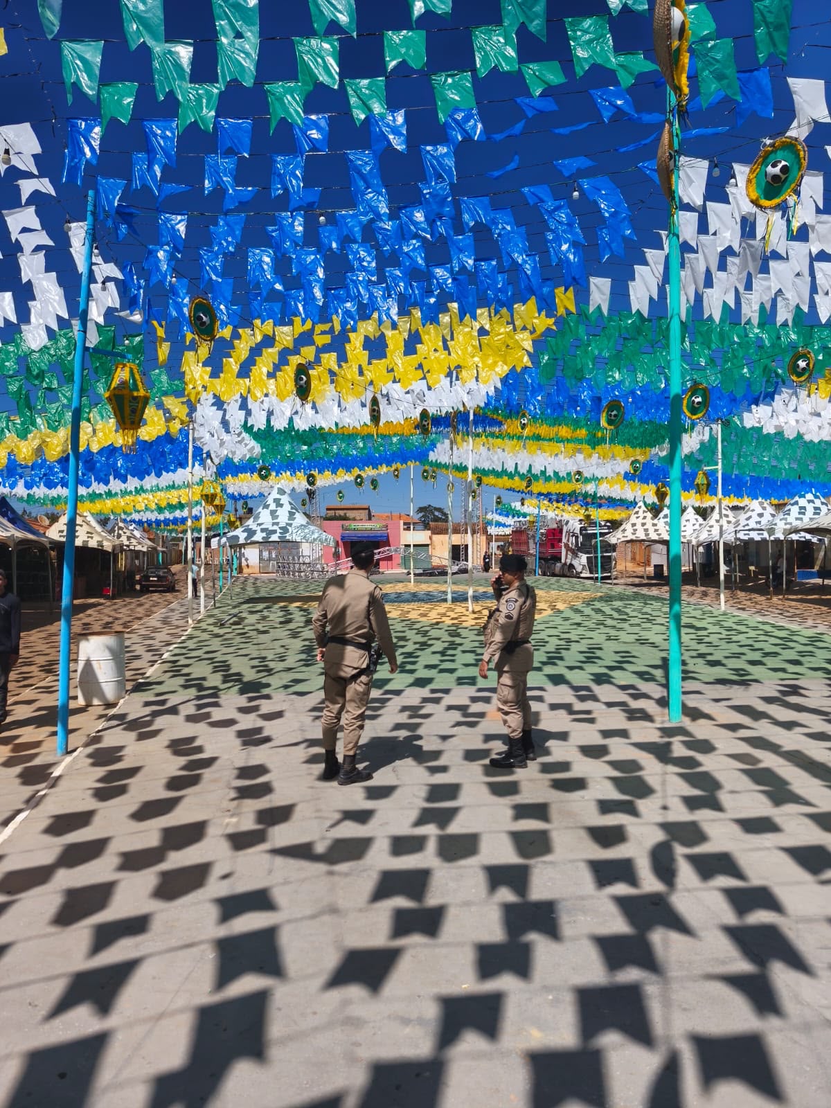 PMBA ACOMPANHA PREPARATIVOS FINAIS PARA OS FESTEJOS DE SANTO ANTÔNIO NO POVOADO DE CANUDOS, EM MULUNGU DO MORRO