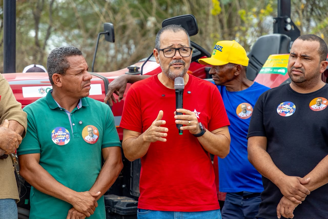JACÓ LULA DA SILVA REALIZA MARATONA PELO INTERIOR DA BA COM FOCO EM ENTREGAS, CULTURA E DIÁLOGO COM A POPULAÇÃO