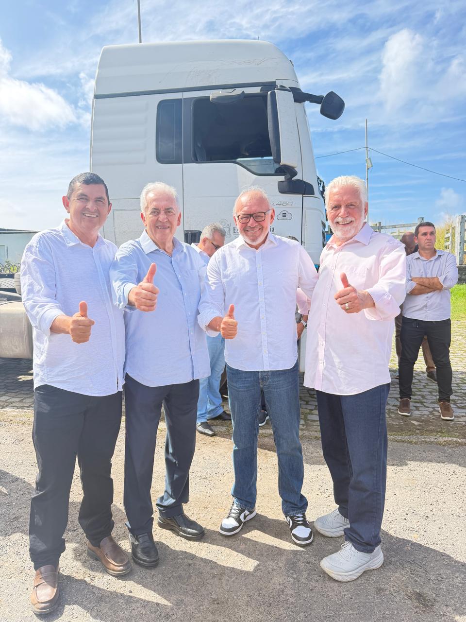 DEPUTADO RICARDO RODRIGUES DESTINA MAIS DE R$ 20 MILHÕES EM EQUIPAMENTOS PARA LAPÃO, UIBAÍ, BONITO E BROTAS DE MACAÚBAS.