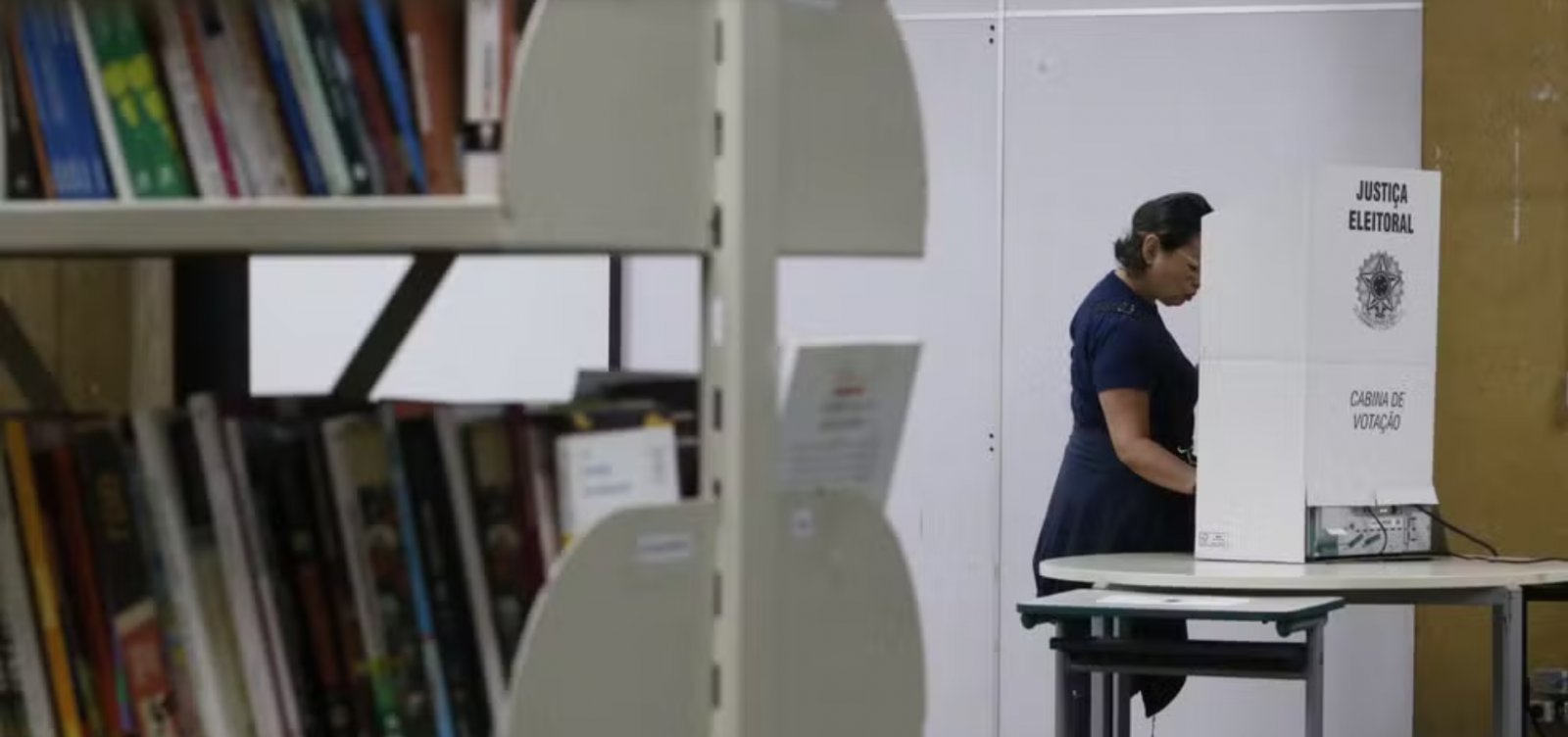 ELEIÇÕES 2026: MULHERES REPRESENTAM MAIS DE 52% DO ELEITORADO E SEGUEM MAIORIA NAS URNAS.