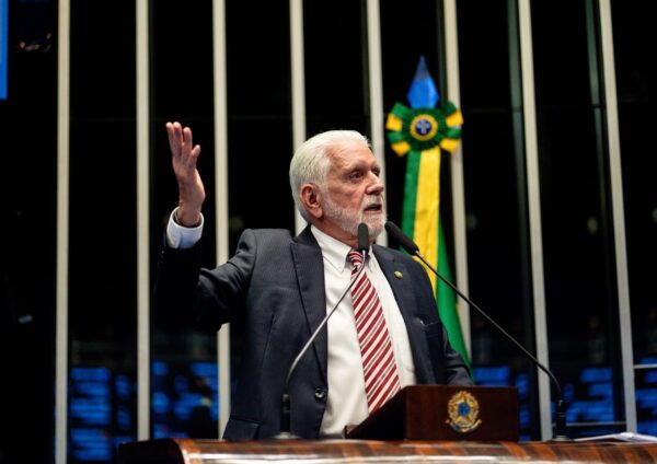 JAQUES WAGNER TENTOU VENDER PROPRIEDADE DE R$ 15,8 MILHÕES APÓS OPERAÇÃO DA PF.