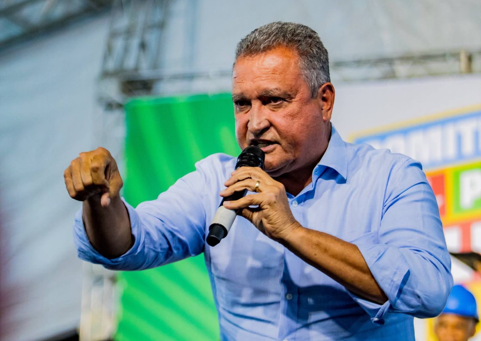 EM ENTREVISTA, RUI DIZ QUE SENADO DEVE GARANTIR CONDIÇÕES PARA LULA GOVERNAR E CRITICA OPOSIÇÃO.
