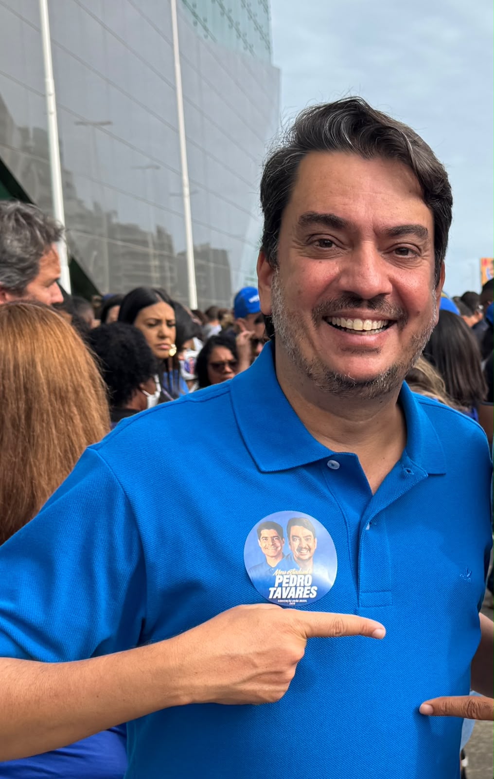 PEDRO TAVARES RENOVA COMPROMISSO COM O FORTALECIMENTO DOS MUNICÍPIOS DURANTE CONVENÇÃO.