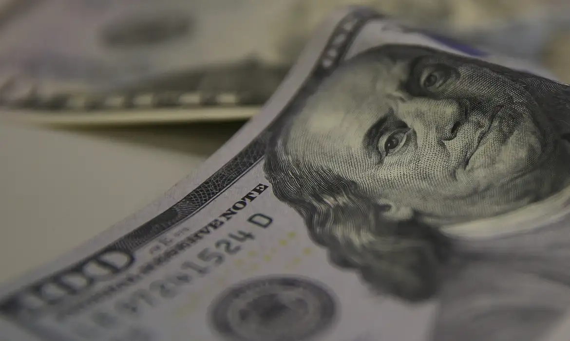 TARIFAÇO DE 25% DOS EUA SOBRE O BRASIL COMEÇA A VALER; SAIBA MAIS.