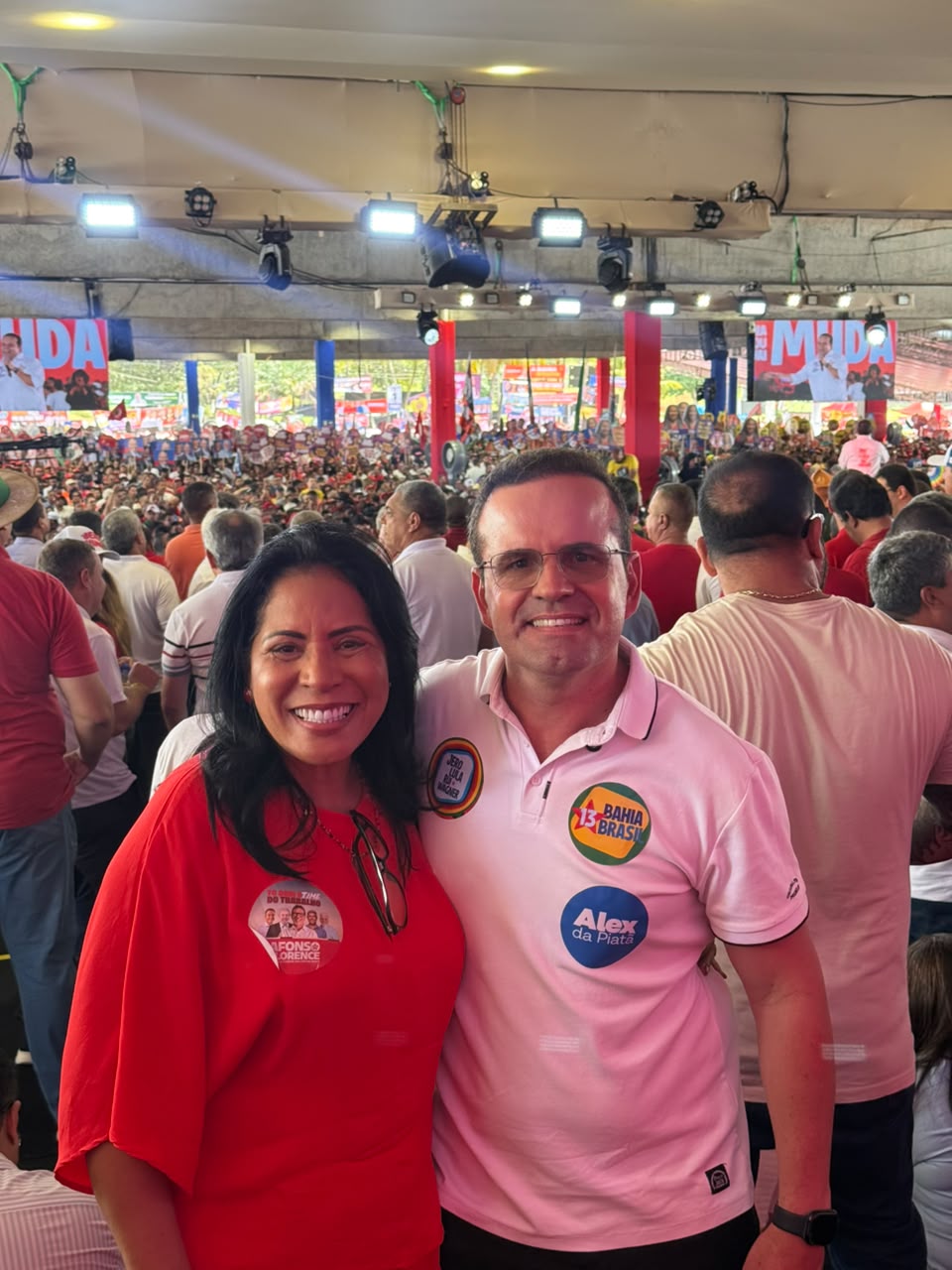 PREFEITO DE IPUPIARA PARTICIPA DE CONVENÇÃO EM SALVADOR E REAFIRMA APOIO AO GRUPO LIDERADO POR JERÔNIMO RODRIGUES.