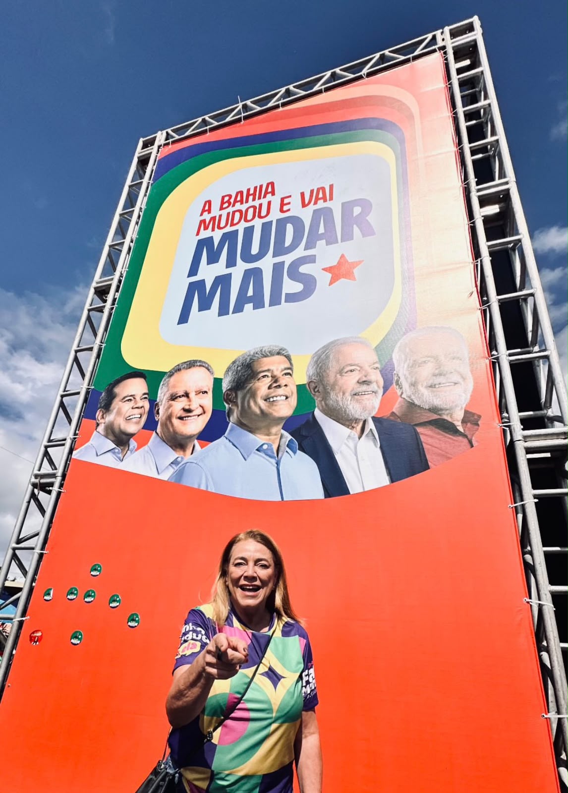 FABÍOLA MANSUR PARTICIPA DA CONVENÇÃO DO TIME DE LULA E FORTALECE CAMINHADA PARA DEPUTADA ESTADUAL.