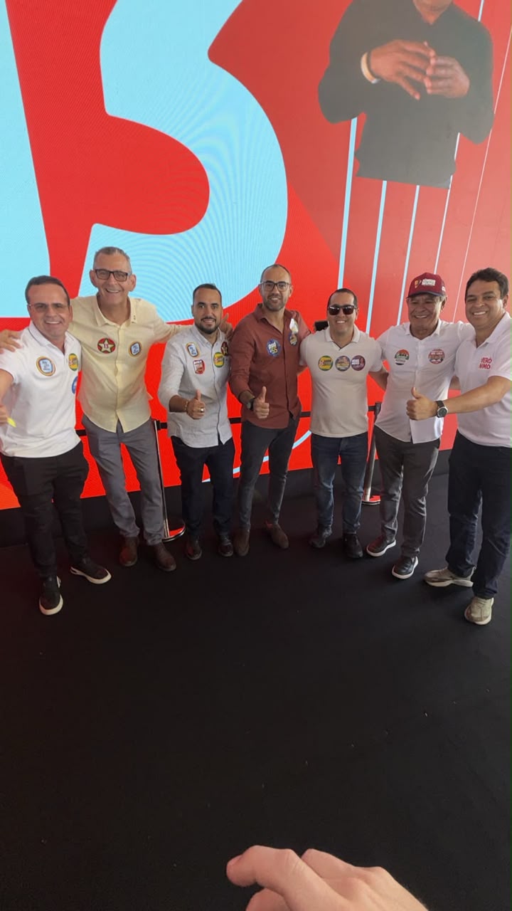 PREFEITOS DA REGIÃO DE IRECÊ MARCAM PRESENÇA EM CONVENÇÃO E REAFIRMAM APOIO À PRÉ-CANDIDATURA DE JERÔNIMO RODRIGUES.