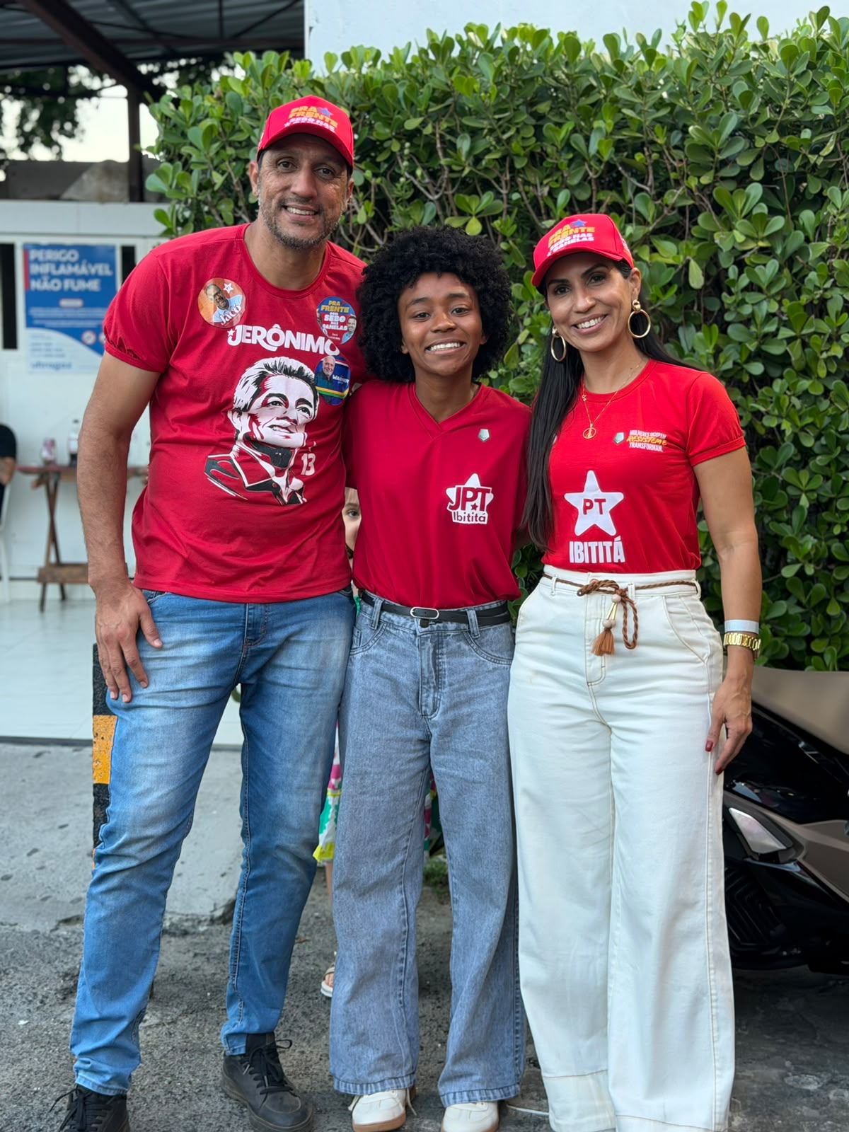 PT DE IBITITÁ PARTICIPA DA CONVENÇÃO DO TIME DE LULA E REAFIRMA APOIO ÀS REELEIÇÕES DE JERÔNIMO E LULA.
