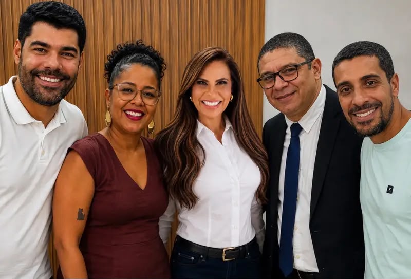 CANDIDATA A DEPUTADA ESTADUAL KÁTIA BACELAR (PDT) SEGUE AMPLIANDO SUA BASE POLÍTICA NA BAHIA.