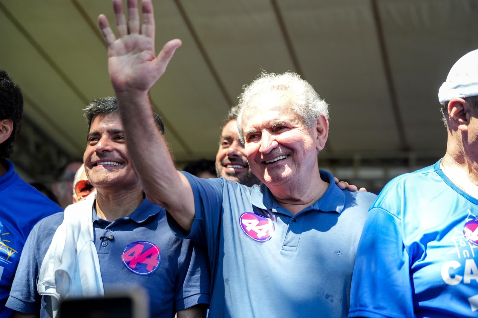 ANGELO CORONEL ABRE A CAMPANHA NO OESTE COM DISCURSO SOBRE MUNICIPALISMO.