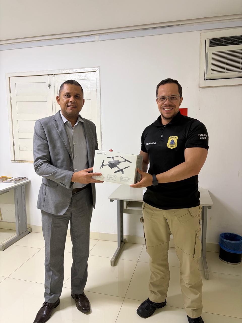 POLÍCIA CIVIL RECEBE DRONE POR MEIO DE ACORDO DE NÃO PERSECUÇÃO PENAL EM XIQUE-XIQUE