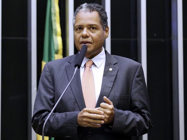 ANTONIO BRITO É ÚNICO DEPUTADO DA BAHIA COM PRESENÇA INTEGRAL NA CÂMARA DESDE 2023