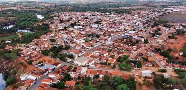 SEINFRA E SECTI REALIZAM AÇÕES EM BARRO ALTO NESTE SÁBADO (29)