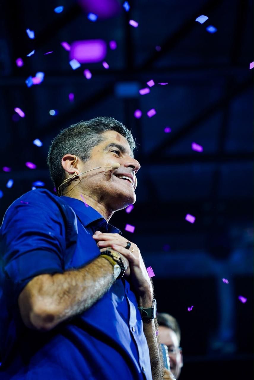 QUAEST: ACM NETO AUMENTA VANTAGEM SOBRE JERÔNIMO E LIDERA PESQUISA COM 40% A 37%
