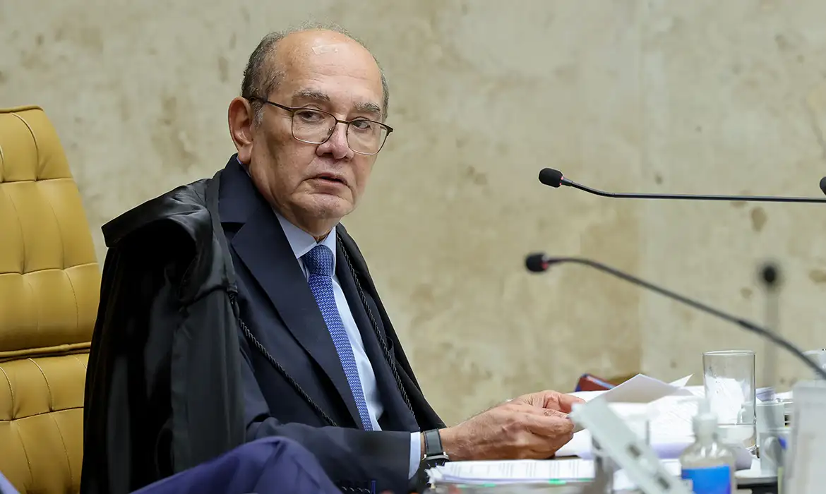 GILMAR MENDES VALIDA REAJUSTE DO BOLSA FAMÍLIA E AFASTA VIOLAÇÃO À LEI ELEITORAL