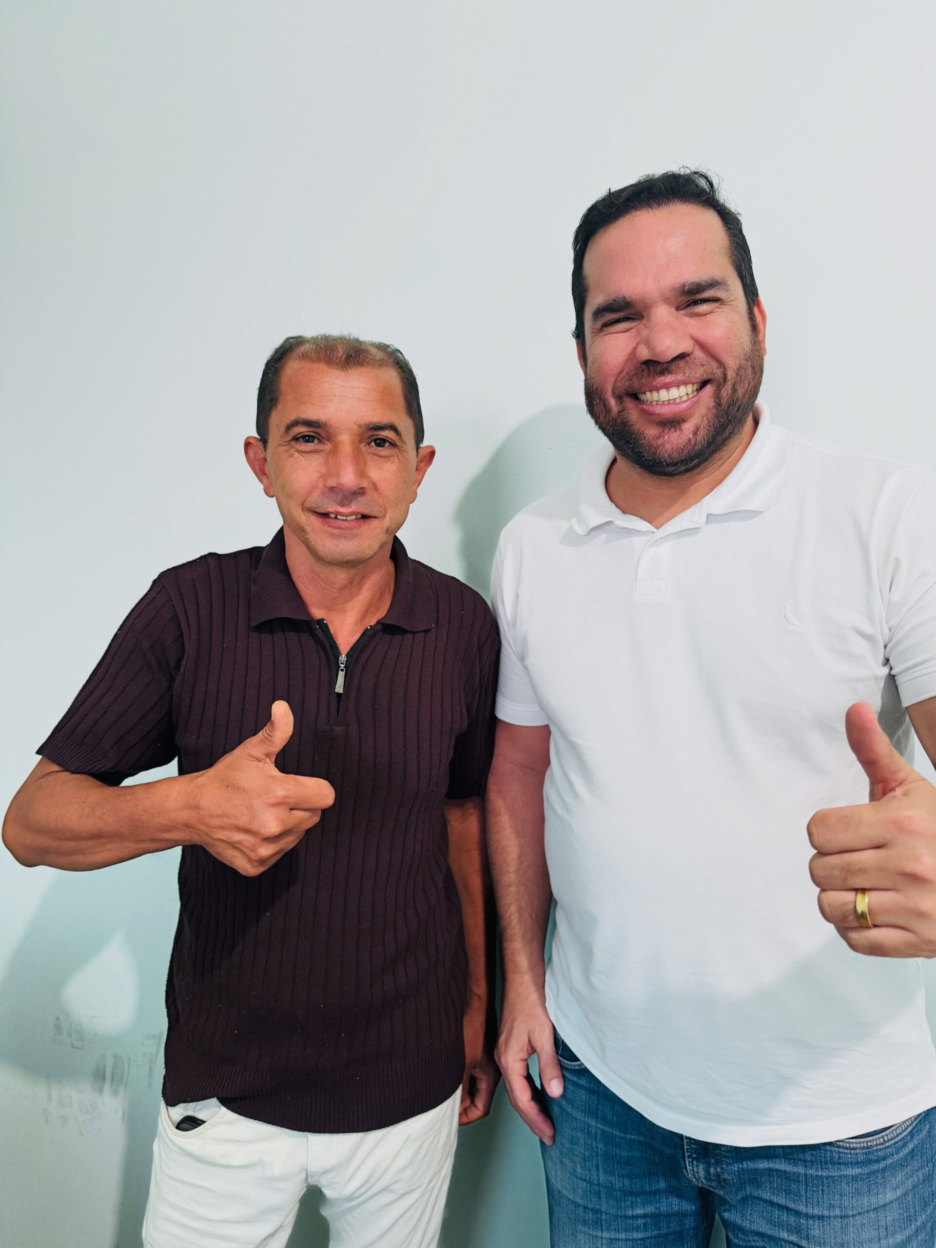 GRUPO POLÍTICO DE AFONSO MENDONÇA CRESCE E RECEBE APOIO DE EX-VEREADOR DE CANOÃO