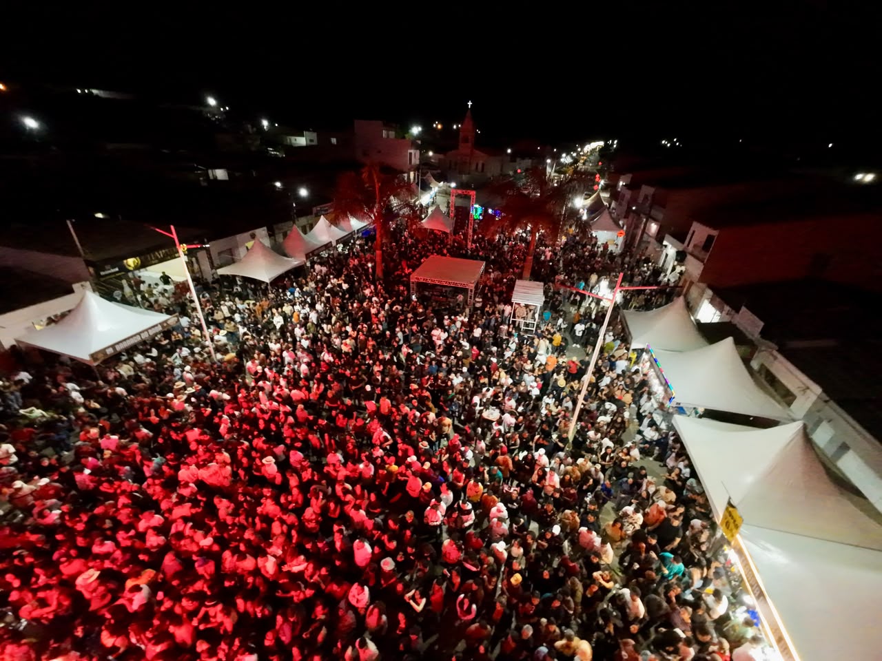 Várzea do Cerco recebe mais de 20 mil pessoas em dois dias de Festa do Vaqueiro e Feira Agropecuária