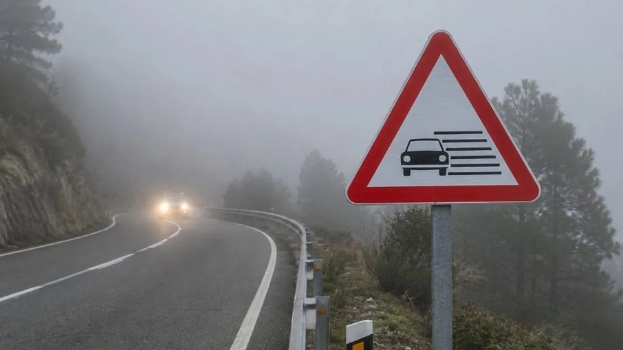ESTRADAS GANHAM NOVA PLACA DE TRÂNSITO; VEJA O QUE SIGNIFICATAGS: