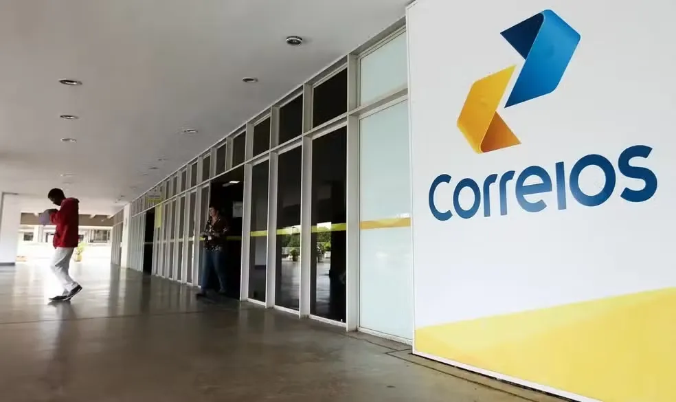 Greve dos Correios termina com aumento de salário e alteração no plano de saúde