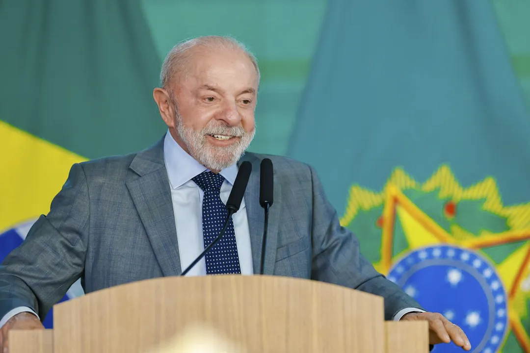 LULA TEM 45,8% E FLÁVIO 43,4% EM NOVA PESQUISA ATLASINTEL/BLOOMBERG