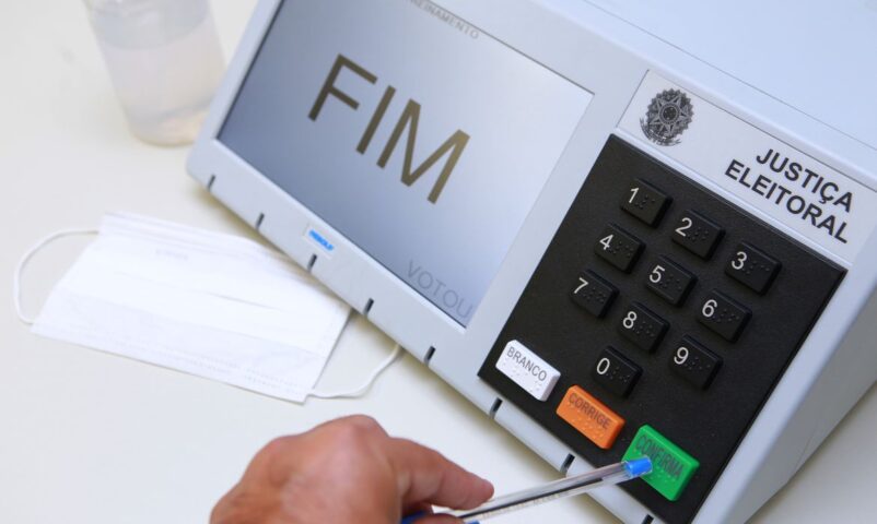 Segundo turno das eleições registra menor abstenção em 20 anos