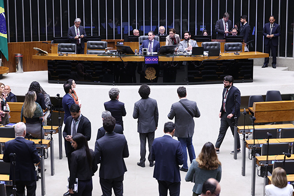 Eleição para a Câmara dos Deputados deixa de fora ‘figurões’ da política baiana; veja os eleitos