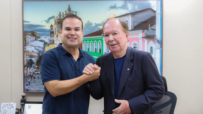 João Leão é exonerado da Prefeitura de Salvador; políticos assumem cargos após derrota de ACM Neto