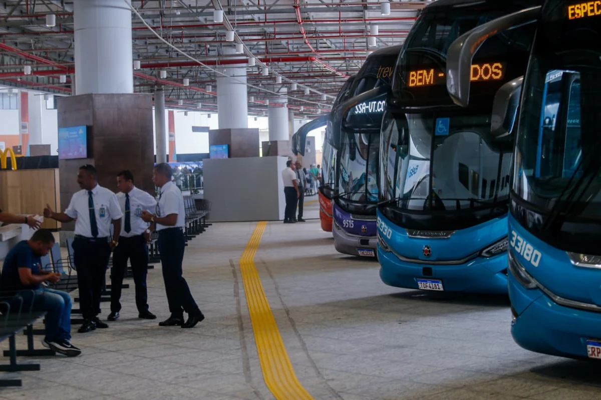 Bahia terá transporte gratuito para eleitores neste domingo de votação