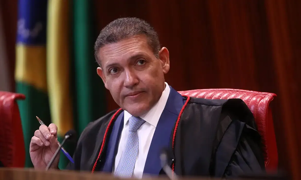 Após vitória de Lula, Nunes Marques fala sobre prorrogação das eleições